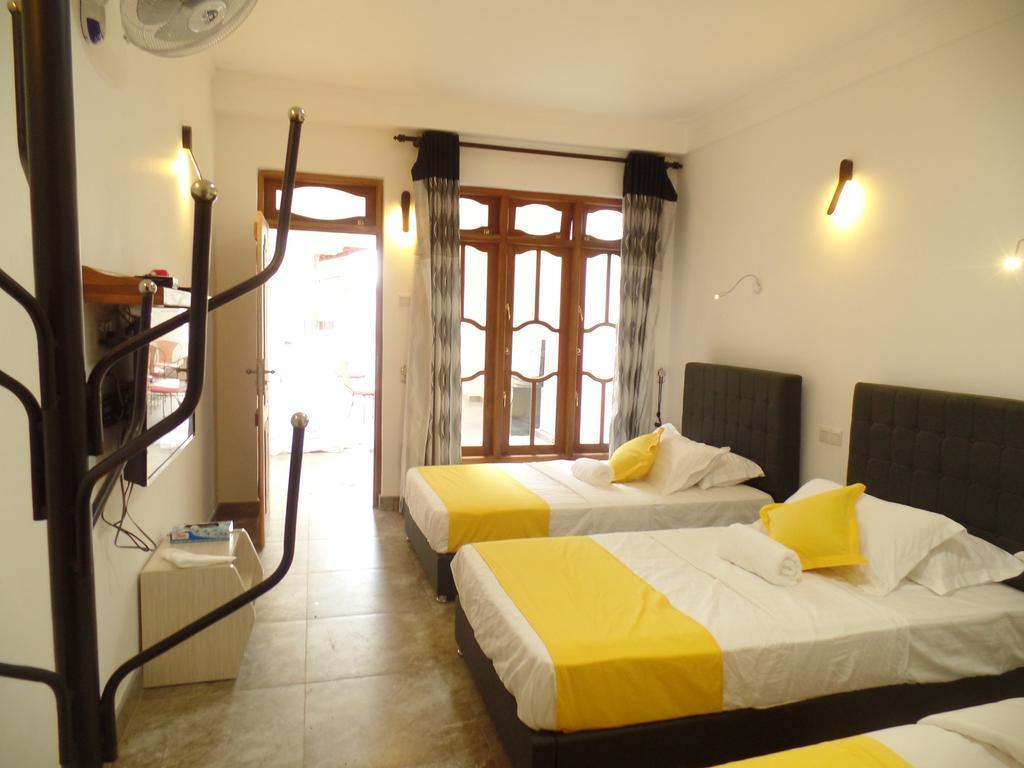Kandyan Bluestar Villa Exterior photo